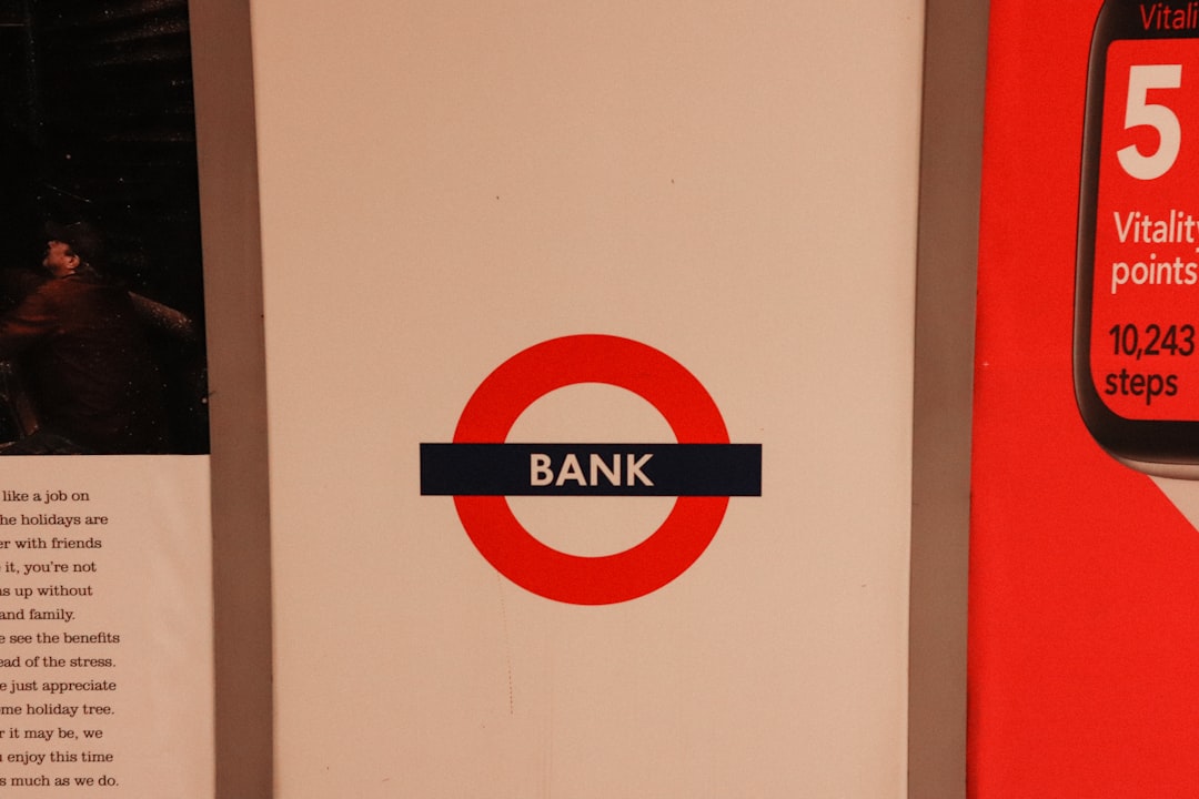 découvrez les réglementations et bonnes pratiques pour la conservation des relevés bancaires. informez-vous sur la durée légale de rétention et les conseils pour bien gérer vos documents financiers.