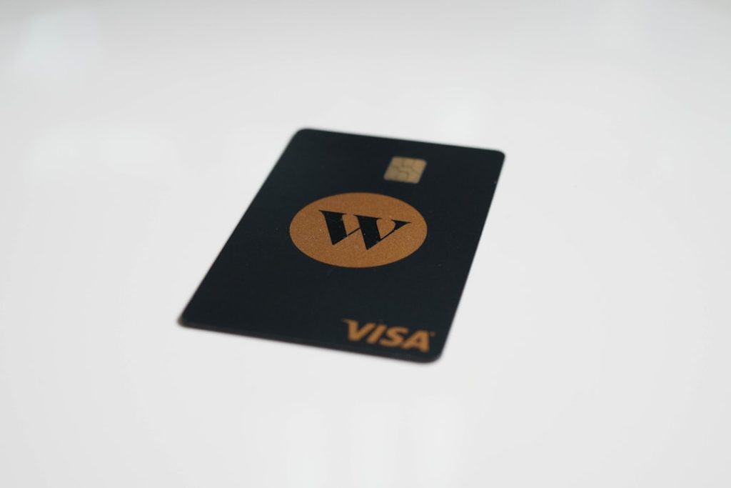 découvrez les privilèges exclusifs de la black card : accès vip, services personnalisés, expériences de luxe et avantages incomparables réservés aux membres d’exception.