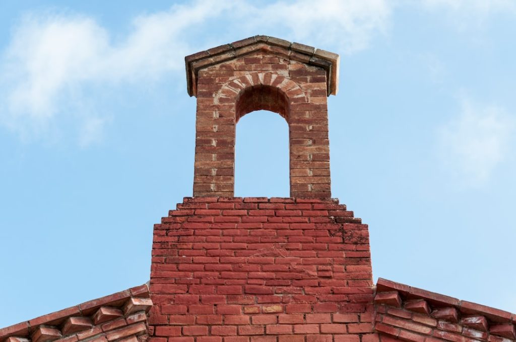 améliorez la sécurité et l’efficacité de votre cheminée grâce au tubage. découvrez les avantages du chimney lining, les types de gaines disponibles et nos conseils pour prolonger la durée de vie de votre installation.