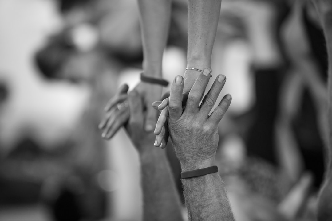 découvrez tout ce qu'il faut savoir sur la tutelle (guardianship) : ses rôles, ses procédures, ses avantages et obligations. informez-vous sur la protection juridique des personnes vulnérables en france.