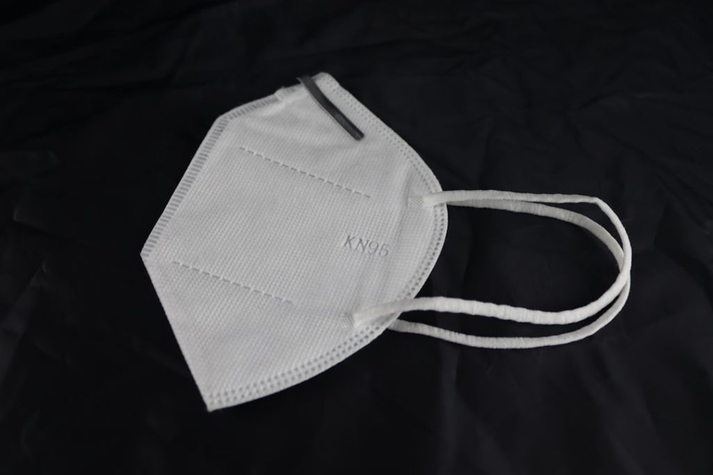 découvrez tout ce qu'il faut savoir sur le corset médical : indications, avantages, modes d'utilisation et conseils pour un bon maintien du dos. obtenez des informations fiables pour choisir le bon modèle adapté à vos besoins de santé.