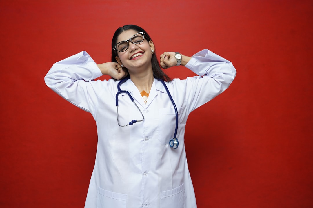 découvrez tout sur la médecine du travail : prévention des risques professionnels, suivi de la santé des salariés, conseils pour un environnement de travail sain et règlementations en vigueur.